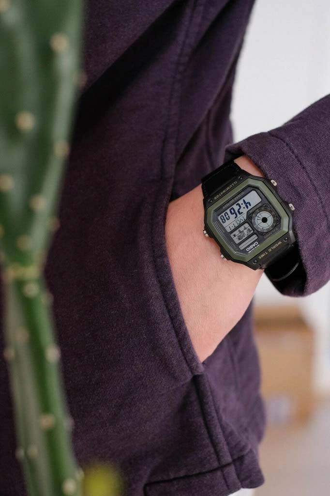 CASIO AE-1200WHB-1B