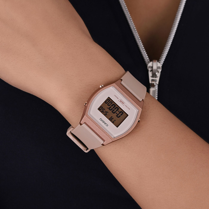 CASIO LW-204-4A